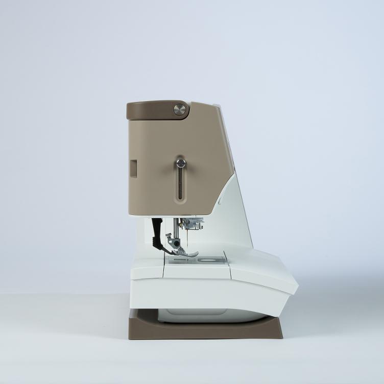 PFAFF® creative elevate™ 680 Nähmaschine - 5