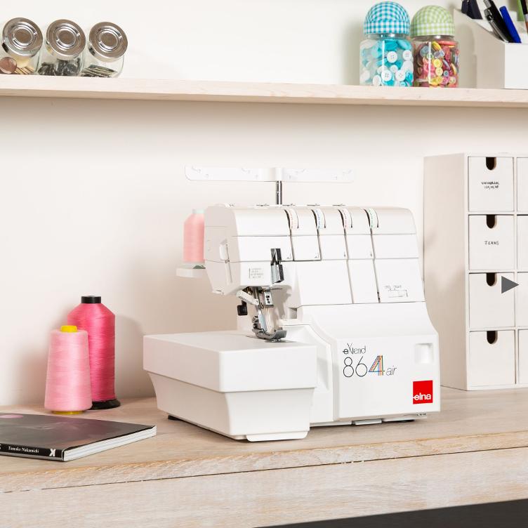 elna Overlock eXtend 864air, (Lufteinfädlung)