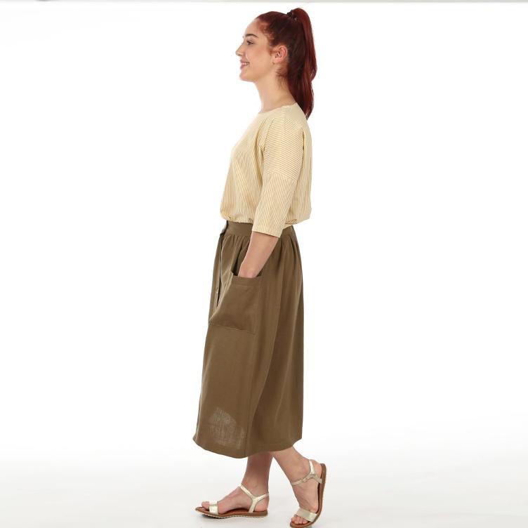 Frau FIONA, Rock mit Knopfleiste und grossen Taschen - 1