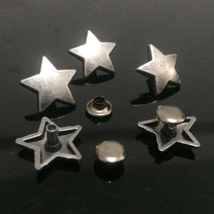 Grosse Sternen Nieten, Antik-Silber, 5 Stk./Pack