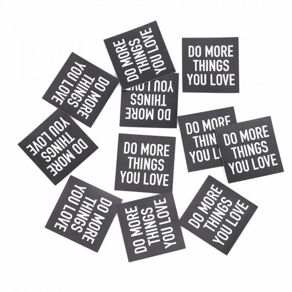 Kunstleder-Label - DO MORE THINGS YOU LOVE, Schwarz/Weiss - 0