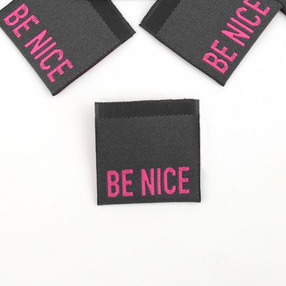 Label - `BE NICE`, Schwarz/Pink