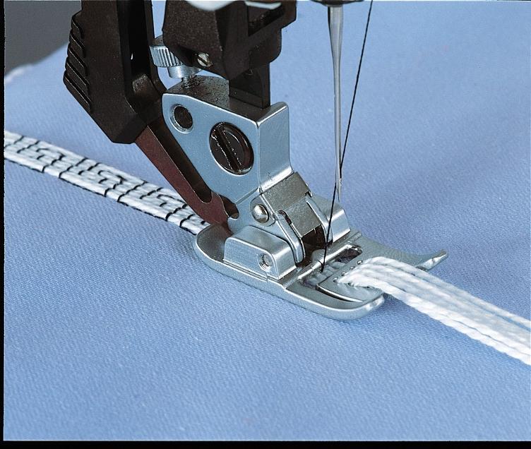 PFAFF 7/9 Lochfuss für IDT™-SYSTEM