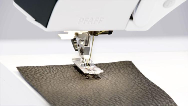 PFAFF® quilt expression™ 720 | SPECIAL EDITION - 4