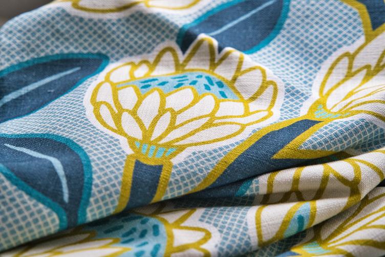Protea Magnifica Blue, Canvas 50x140cm