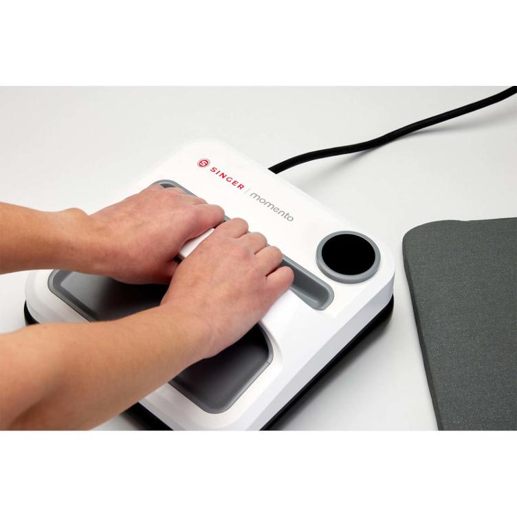 SINGER | momento Square Press - 0