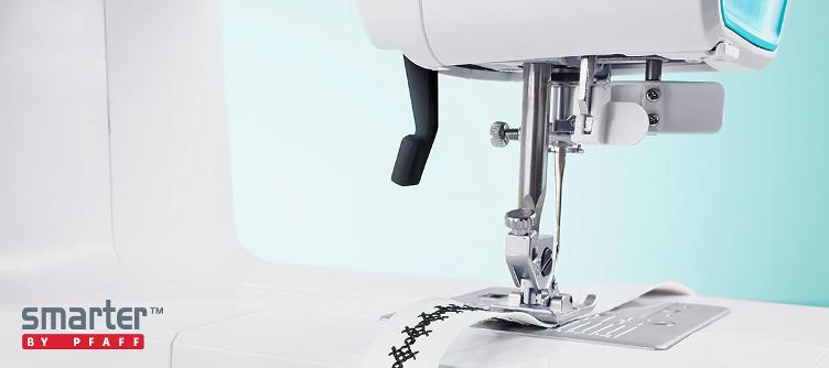 SMARTER BY PFAFF™ 260c - 5