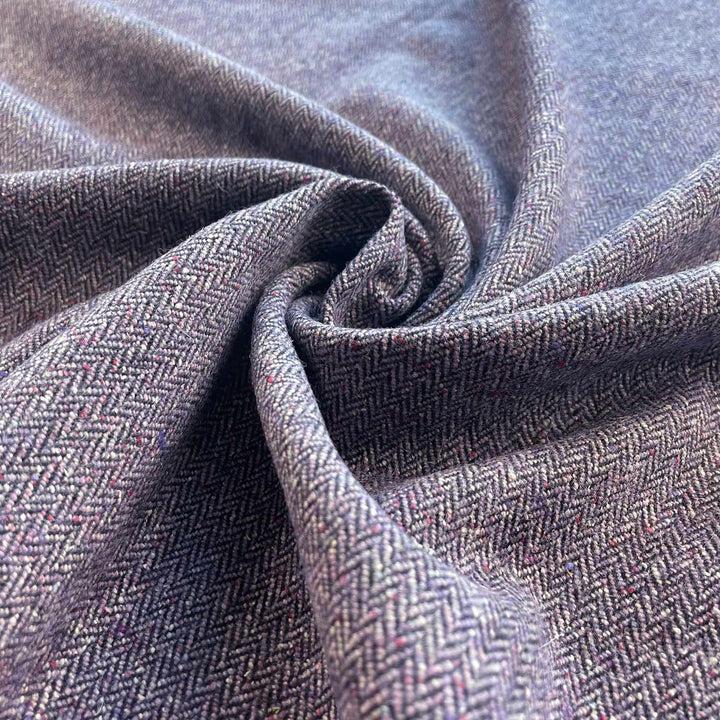 Tweed and Silk, MALVE